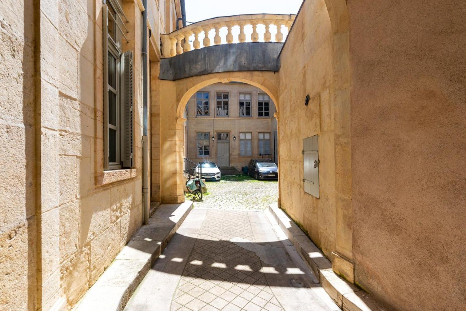 "De Bretagne" - Hotel Particulier Dijon Kültér fotó